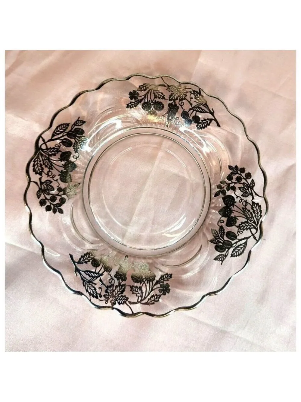 CAMBRIDGE GLASS CAPRICE Sterling Silver Overlay Woodland Berries & Leaves Design
